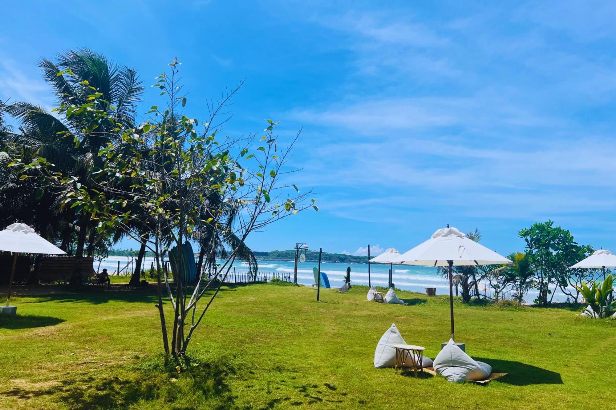 Calma - Surf, Yoga & Coffee On A Private Beach Dikwella Ngoại thất bức ảnh