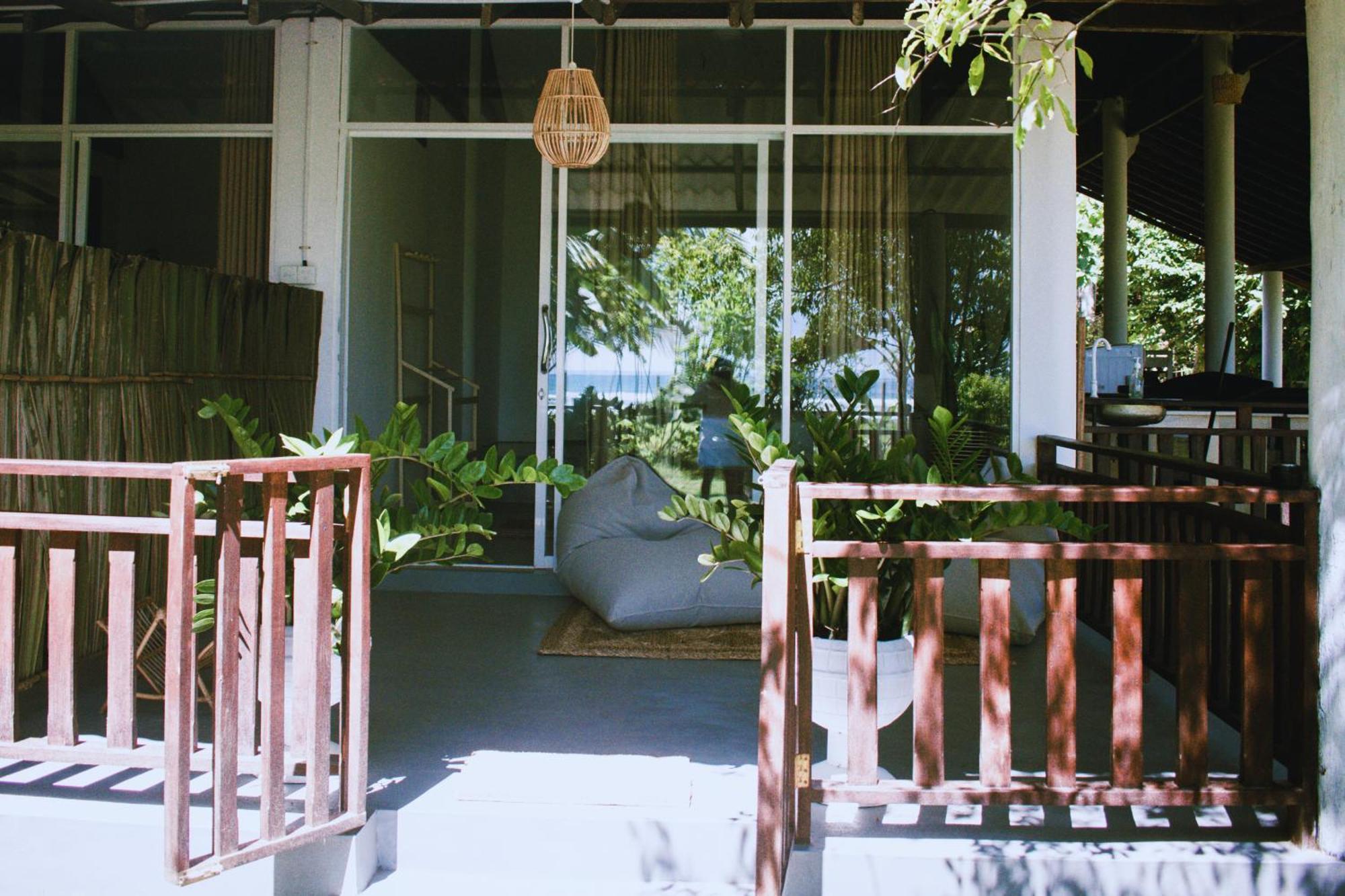 Calma - Surf, Yoga & Coffee On A Private Beach Dikwella Ngoại thất bức ảnh